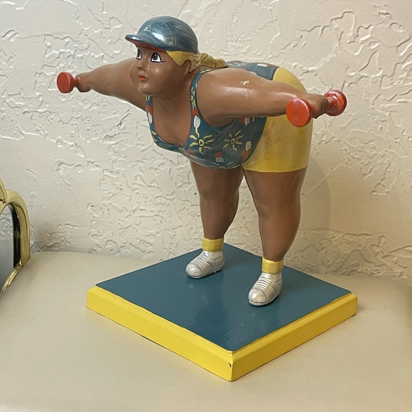 Studio Nova Other - VTG Studio Nova Adorable AF Woman Working Out 12" Statue